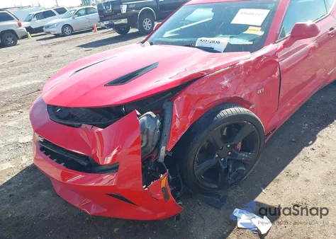 2017 Chevrolet Camaro 1Ss z USA, uszkodzony, nr VIN 1G1FF1R78H0198667